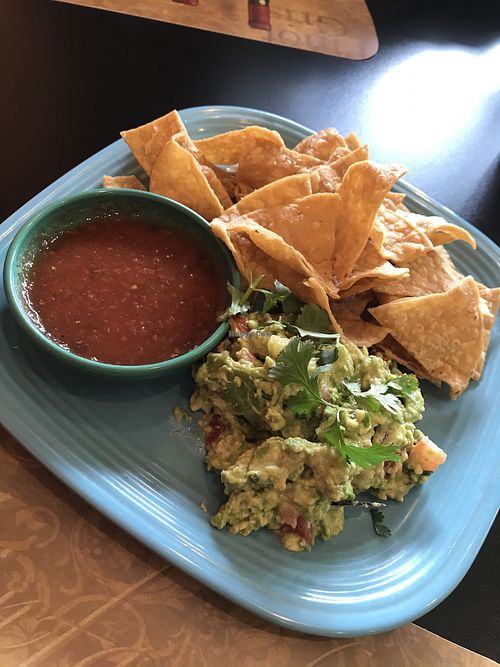 guacamole and chips at Maria's Buena Cocina in Highland