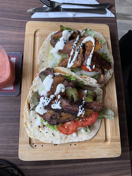 Pita Gyros at 143V in Cork