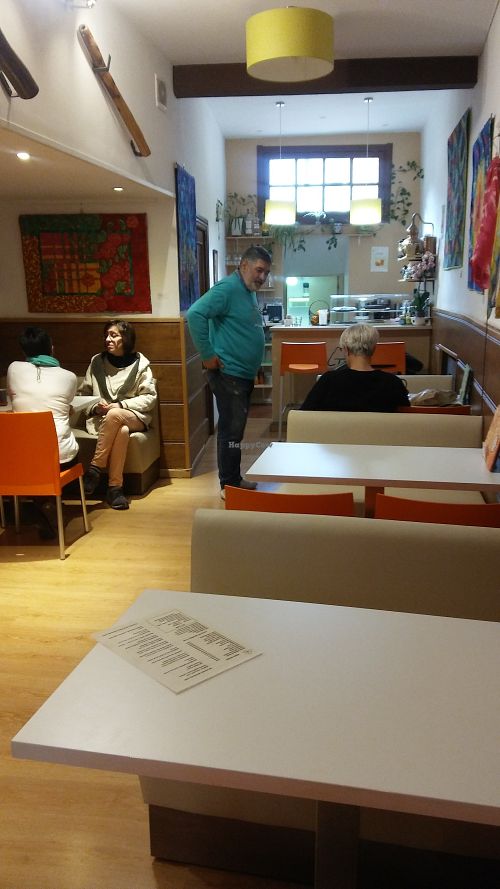 Un lugar muy agradable at Telos Comida Casera Natural Vegetariana y Vegana in San Lorenzo De El Escorial