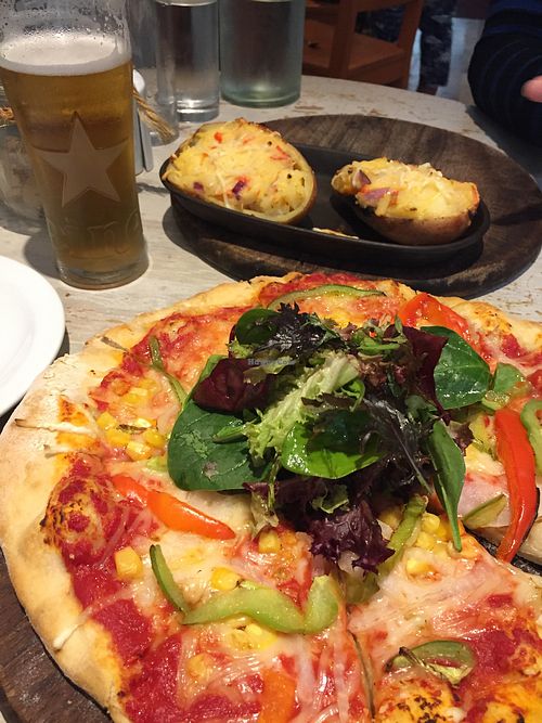 Pizza and potato skins :) at Pizzas 'n' Cream in Bray