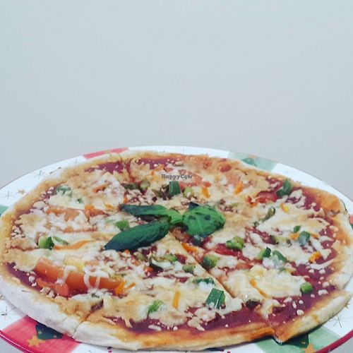 Pizza medium, Jalapeños. at Veggies Pizza in San Pedro