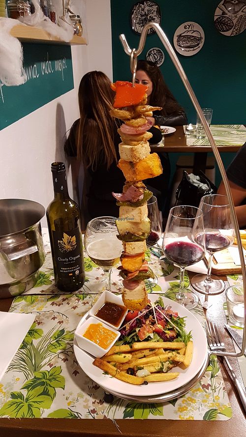 Tofu and vegetable skewer at Plant Grill in Madrid