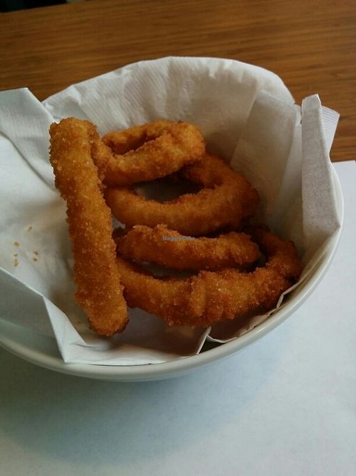Onion Rings. Rondelles d'oignon. at Resto VgGo in Granby