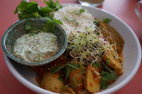 Hot bowl w/potato curry and rice at Jah Jah in Paris
