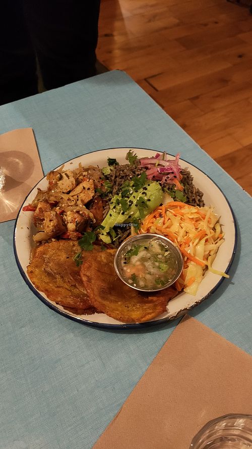 Djon djon at Jah Jah in Paris