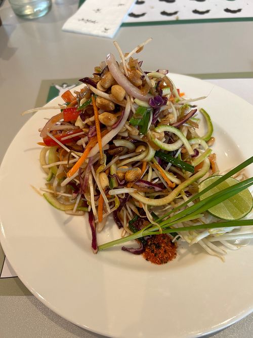 Raw pad Thai  at Broccoli Revolution - Central Embassy in Bangkok