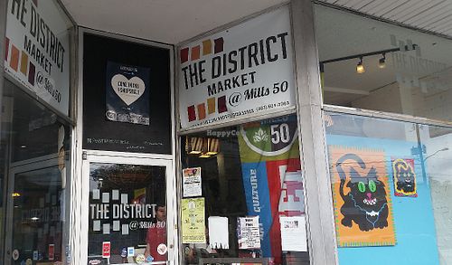 Sidewalk view at The District at Mills 50 in Orlando