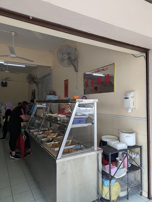 Buffet at Unicorn Vegetarian Restaurant 麒麟素食餐厅 in Lahad Datu
