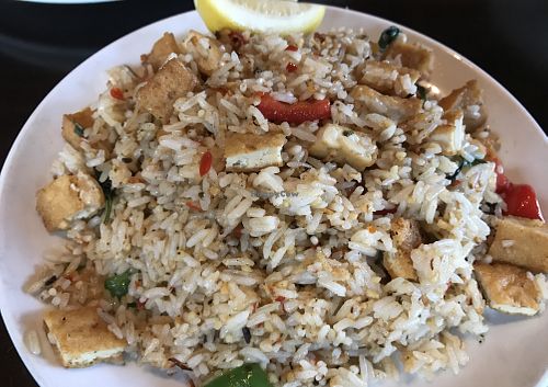 Spicy fried rice, tofu, no eggs, add extra garlic, spice level 4  at King and I Thai Restaurant in Richmond Heights