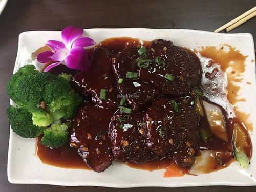 Filet Beef Steak with Black Pepper at Red Tiger Dumpling House in Stony Brook