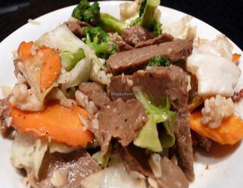 pepper garlic entree at Vegan House in Los Angeles