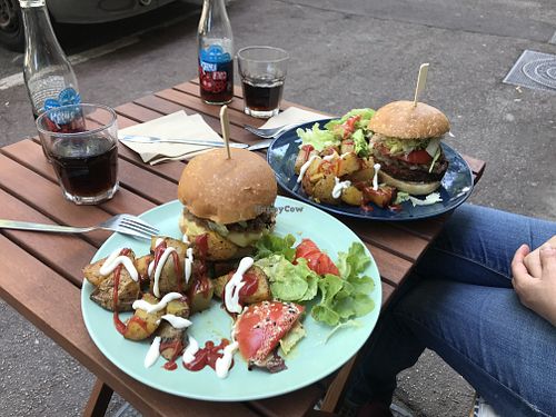 Burger completa! at Green Love in Marseille