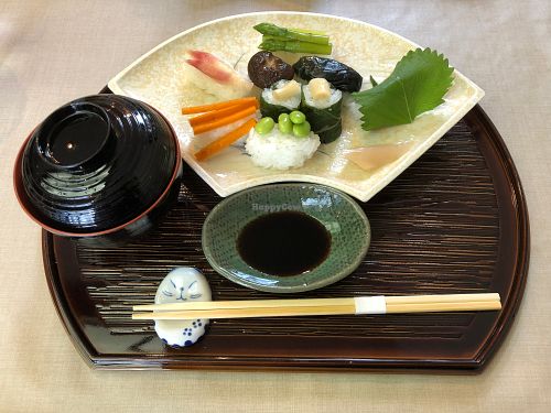 Veggie nigiri sushi set. at Yamaichi Bekkan in Miyajima