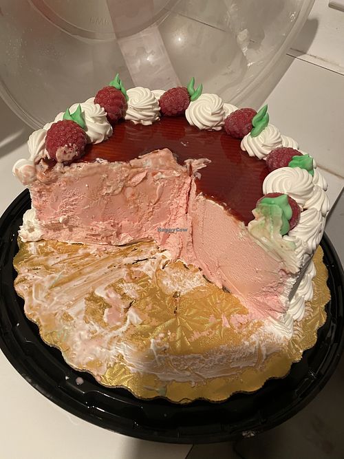 Strawberry vegan ice cream cake   at Hershey's Ice Cream & More in Levittown