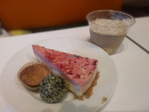 desert at Under the Sun Cafe in Long Beach