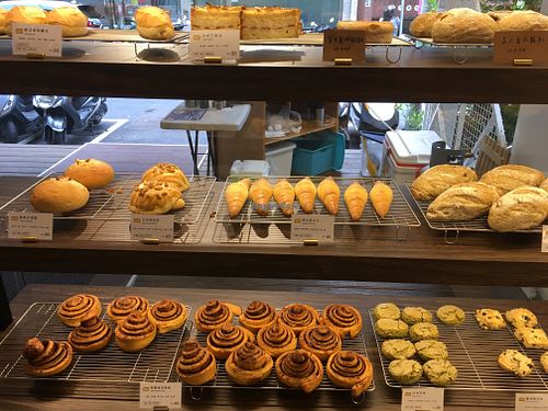 Selection of breads available  at HiPizza in Taipei