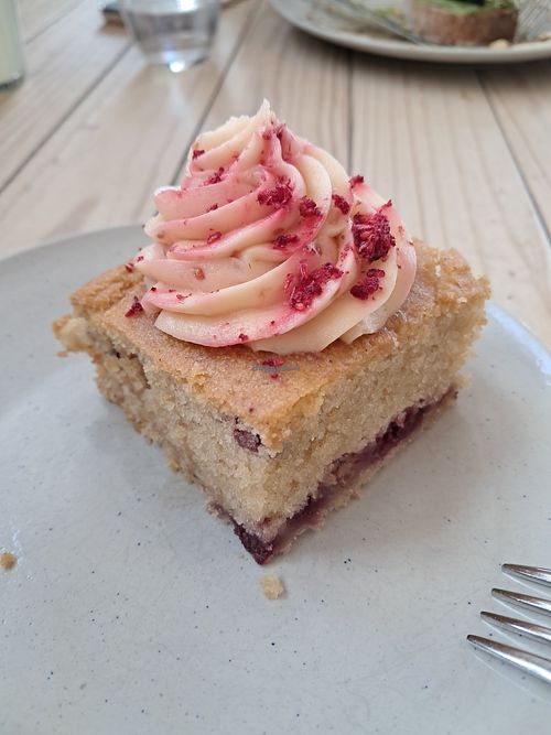 Rasperry cake at The Beach House in Edinburgh