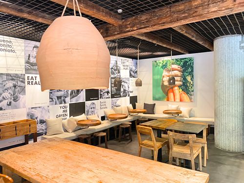 Bonito local at Honest Greens - Castellana in Madrid