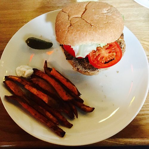 burger ! at Feast Without the Beast - Pop-up in Oxford