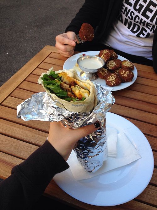 Currywurst Wrap &Falafel at Berlin 61 in Augsburg