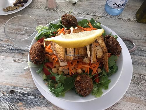 Ensalada de tofu con falafel at Vegan Point in Ibiza