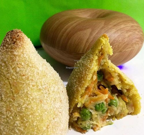 Coxinha de samosa at Fio de Azeite in Brasilia