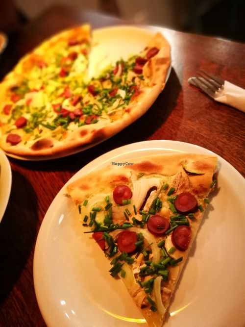 A lovely pizza - dont miss out! at Leonardo Verde in Warsaw