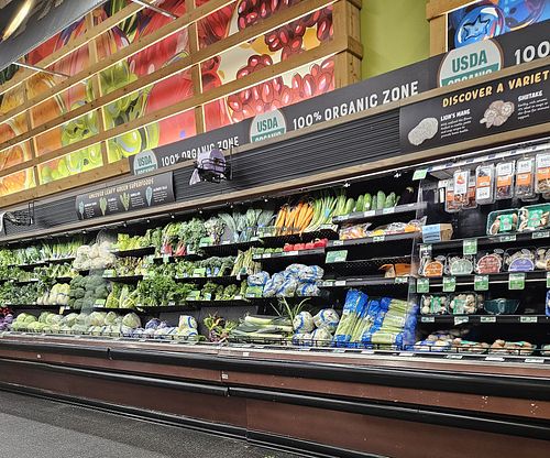  at Fresh Thyme Farmers Market in Davenport