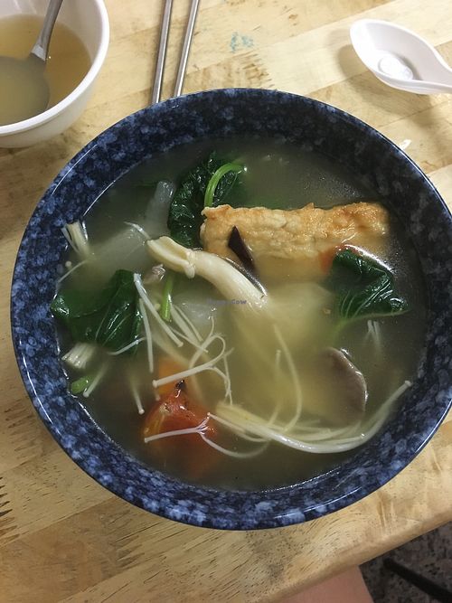 Yummy vegetable soup at He Fong Su Shi Wu in Hsinchu