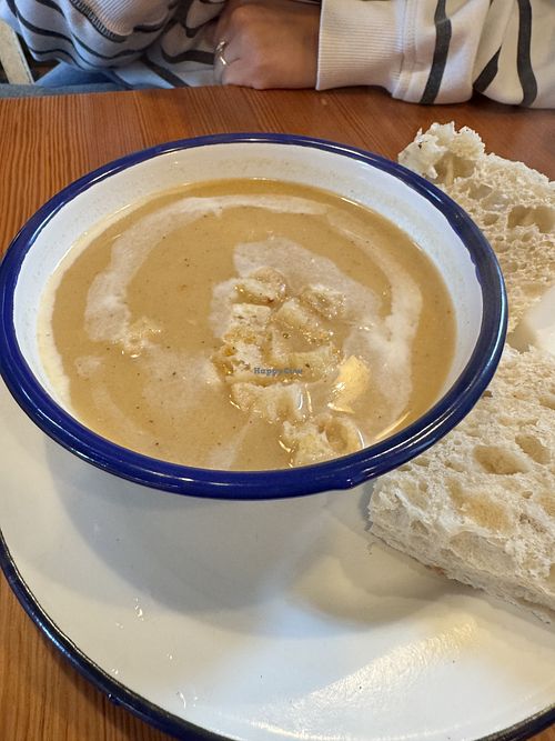 Vegan Curry Cauliflower soup   at Artisan Cafe in Tyndrum