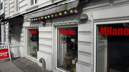 Restaurant font at Vecchia Milano Trattoria Pizzeria in Copenhagen