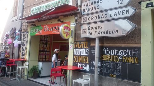 Outside at Easy Burger in Vallon-pont-darc