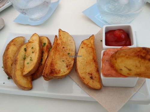 wedges and dips at V-Thos in Javea