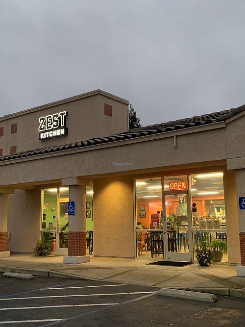 Store front  at Zest Kitchen in Rocklin