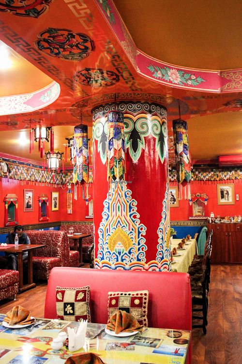 interior at Jomolungma in Minsk