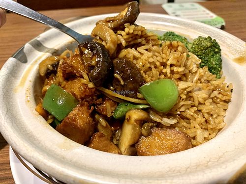 Vegan claypot “chicken” rice   at Time's Vege 时'素 in West Singapore