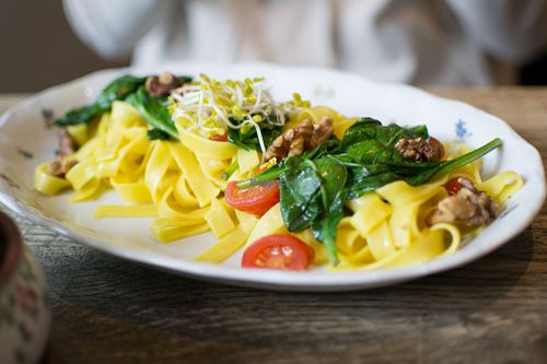 tagliatelle with spinach and tomatoes at Zum Strandläufer in Ahrenshoop