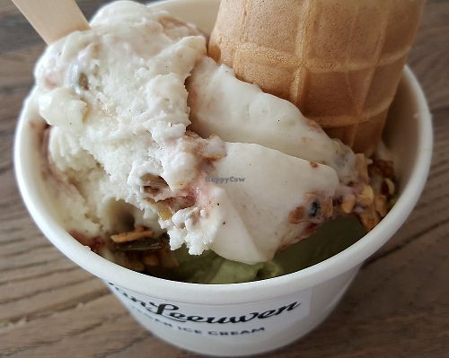 Mmmm... delicious at JuiceBrothers - Haarlemmerplein in Amsterdam