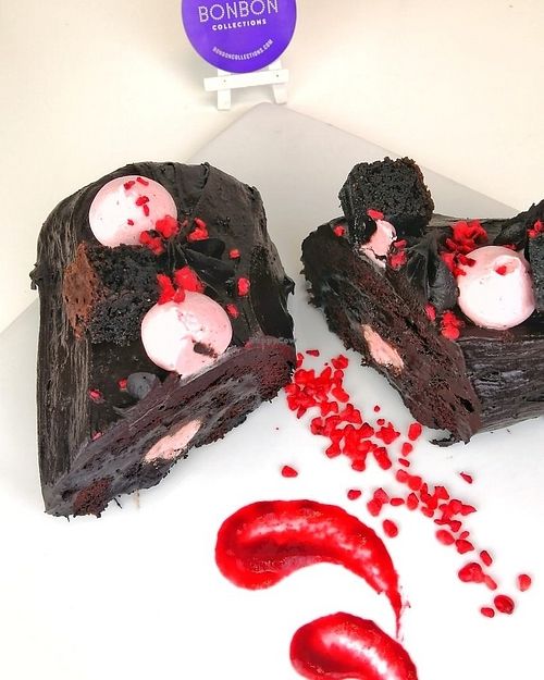 yule log at Bonbon Collections in Boisbriand