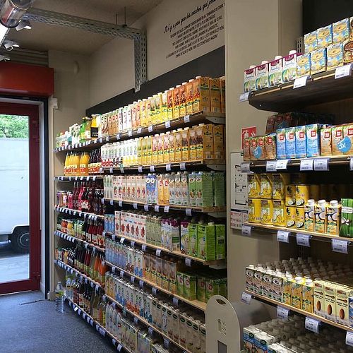 Store aisle at Naturalia Vegan - Rome in Paris