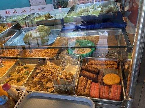 Veg rice and noodles   at Healthy Vegetarian 健康素食 in Central Singapore