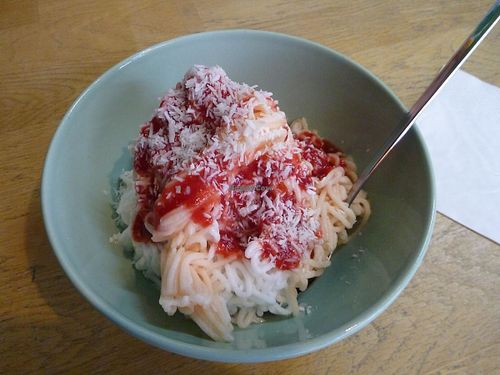 special Spagetti-Eis

containing
Johannisbeere
Blutorange
Lemmon

very tasty ;-) at Schön Klar Coffee - Eis eis Baby in Mannheim