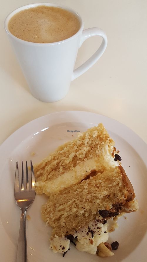 Banoffee cake and oat latte at The Kind Grind in Torquay