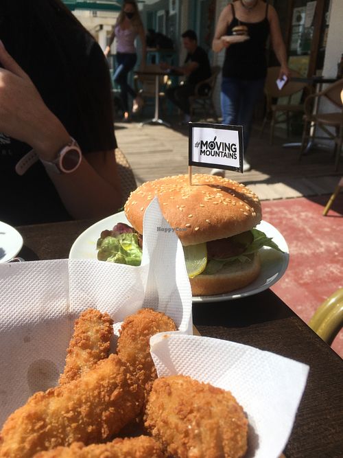 Moving mountains  at Petit Vegan in Cambrils