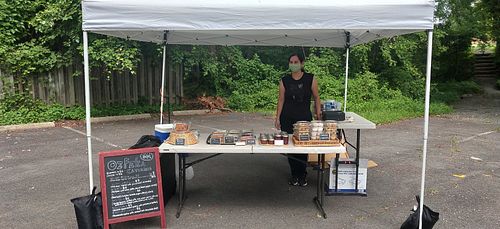 Ozfeka at McLean Farmers Market in Mclean