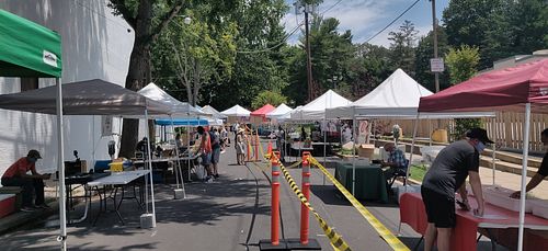 Palisades Farmers Market at Palisades Farmers Market in Washington