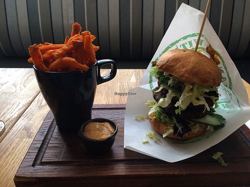 Anna Karin with sweetpotato fries.  at Göteburgare Vegan in Gothenburg