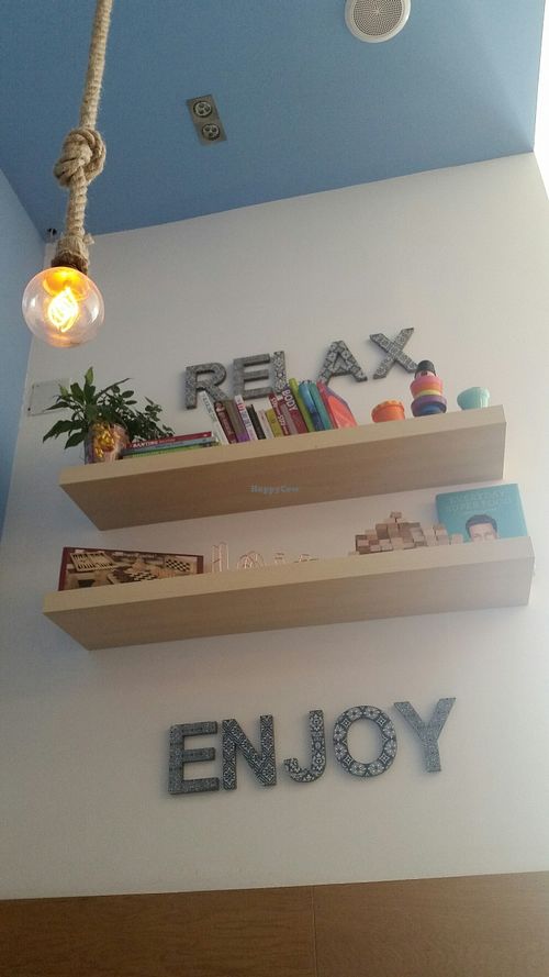 Indoor detail at Ohana By Naz in Lisbon