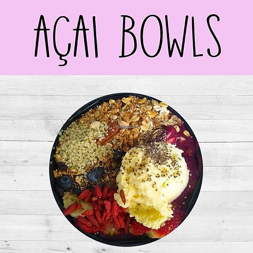 Bowls de açaí at Kuriwaji Smoothies & Superfoods Bar in Bogota