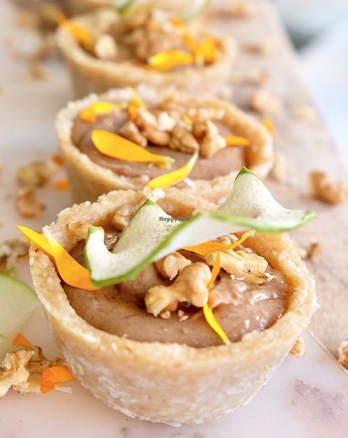 Caramelappletart  at Alive in Geneva